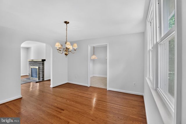 911 DELENE RD, Jenkintown, PA 19046