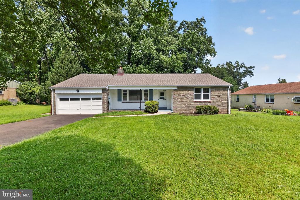 911 DELENE RD, Jenkintown, PA 19046