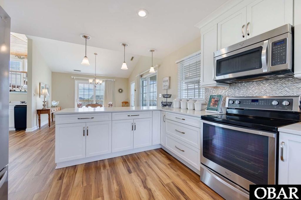 Image 8 of property listing at 116 Mainsail Court Lot #8, Duck, NC 27949