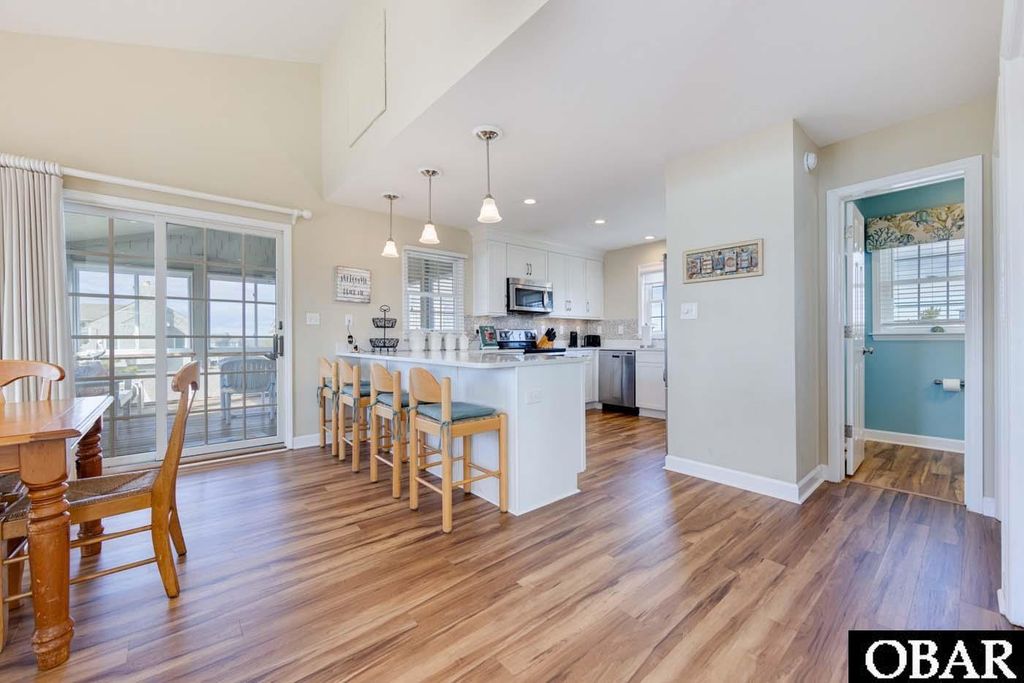 Image 9 of property listing at 116 Mainsail Court Lot #8, Duck, NC 27949