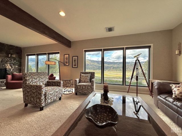 28100 Cumberland Road, Tehachapi, CA 93561