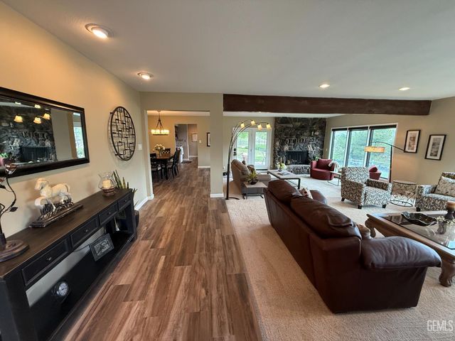 28100 Cumberland Road, Tehachapi, CA 93561