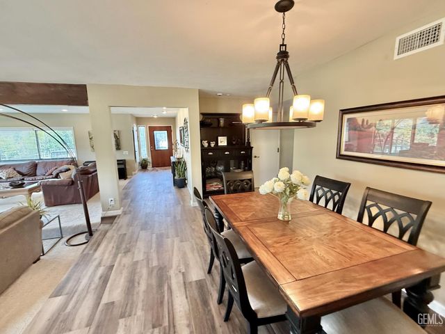 28100 Cumberland Road, Tehachapi, CA 93561