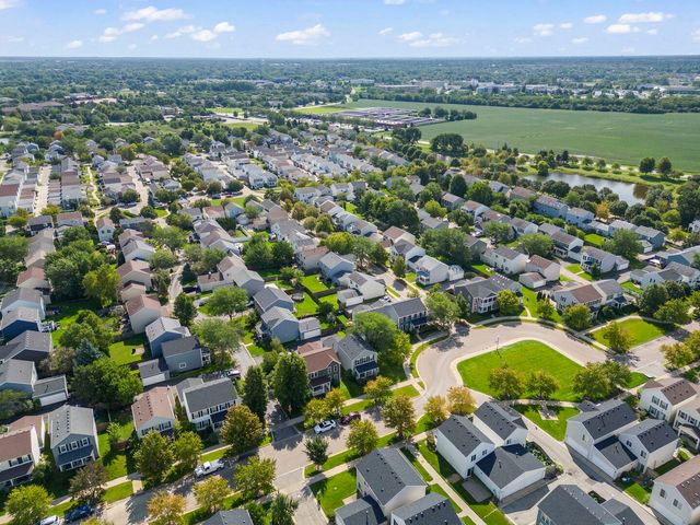1010 Symphony Drive, Aurora, IL 60504