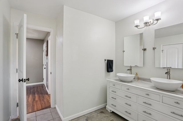 4515 C M Martin Rd, Springfield, TN 37172