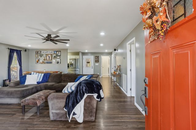 4515 C M Martin Rd, Springfield, TN 37172