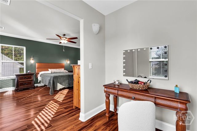 8 Gresham Lane, Savannah, GA 31419