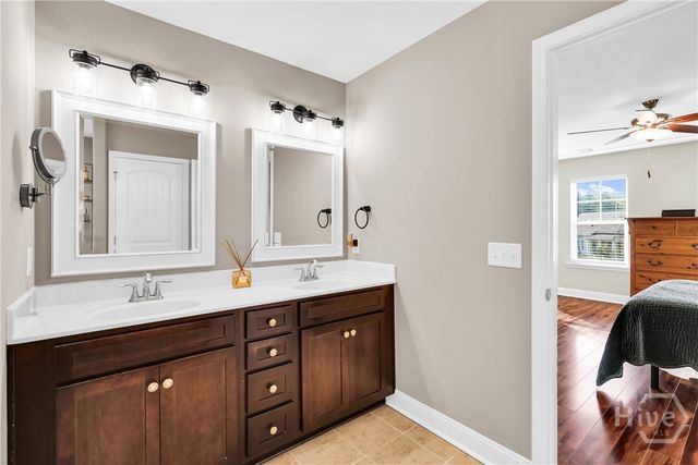 8 Gresham Lane, Savannah, GA 31419