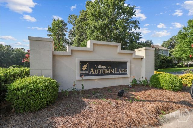 8 Gresham Lane, Savannah, GA 31419