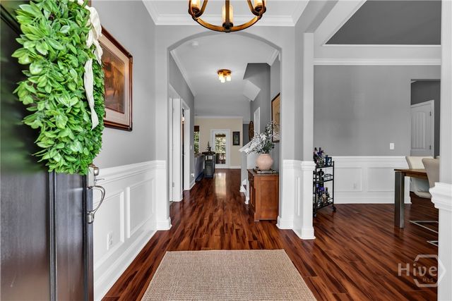 8 Gresham Lane, Savannah, GA 31419