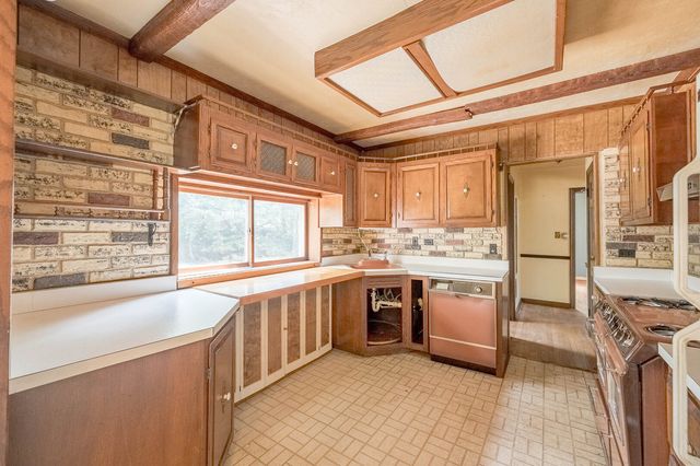 17757 Howe Avenue, Homewood, IL 60430