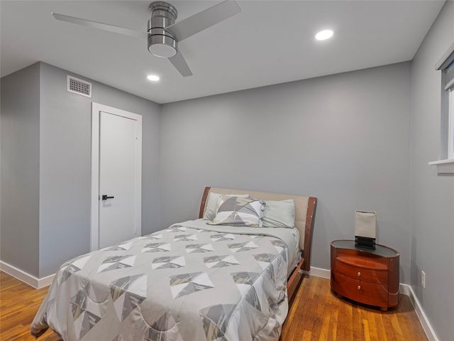 4119 Mischire Drive, Houston, TX 77025