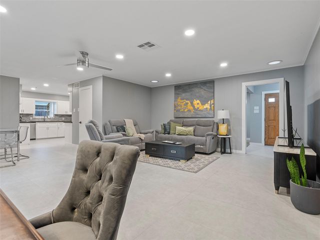 4119 Mischire Drive, Houston, TX 77025