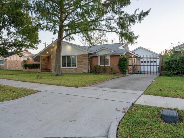 4119 Mischire Drive, Houston, TX 77025