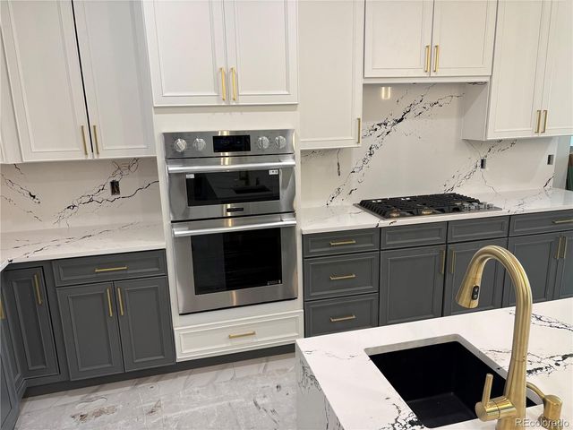 3275 S Newcombe Street, Lakewood, CO 80227