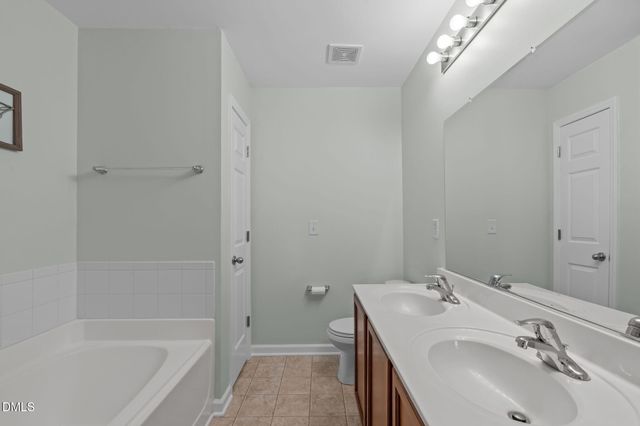 2120 Breezeway Drive 104, Raleigh, NC 27614