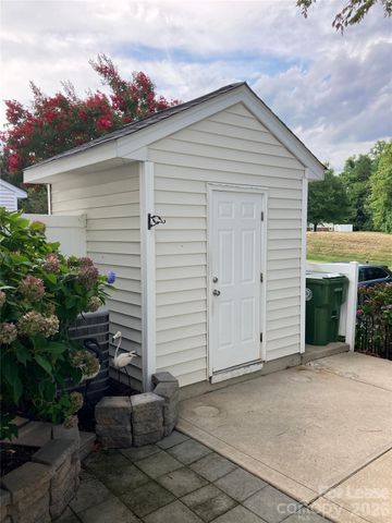 17730 Delmas Drive, Cornelius, NC 28031