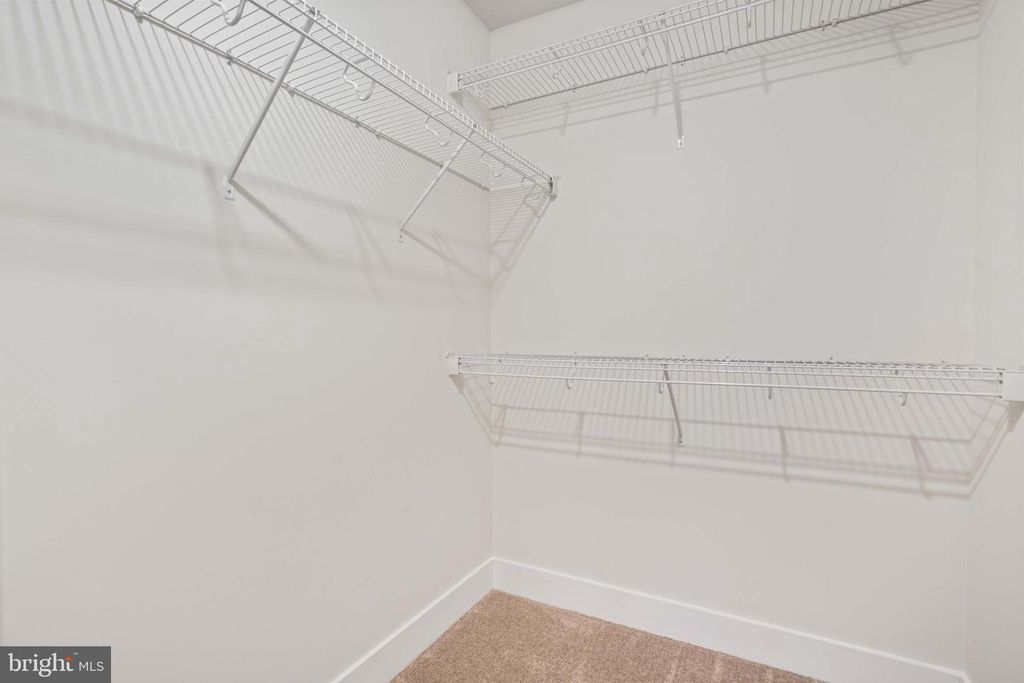 Image 24 of property listing at 252 WATERSTONE RD, Essex, MD 21221