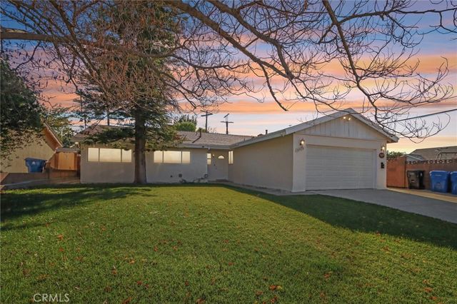 16428 Halsted Street, North Hills, CA 91343