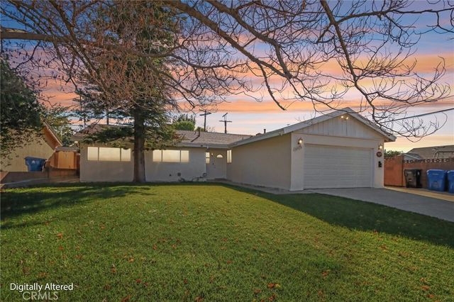 16428 Halsted Street, North Hills, CA 91343