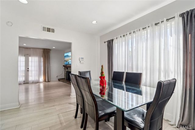 16428 Halsted Street, North Hills, CA 91343