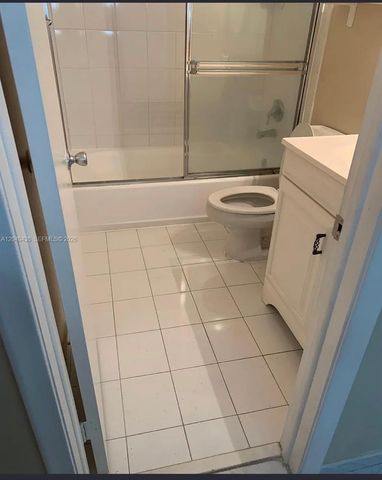 8540 SW 149th Ave 817, Miami, FL 33193