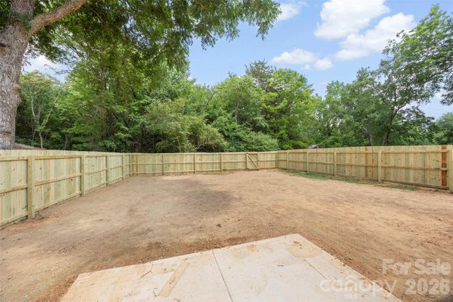410 Peachtree Street, Albemarle, NC 28001