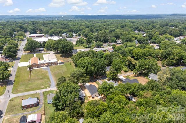 410 Peachtree Street, Albemarle, NC 28001