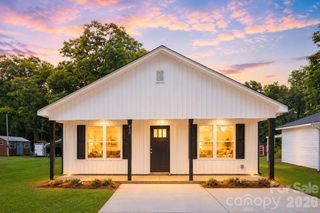 410 Peachtree Street, Albemarle, NC 28001