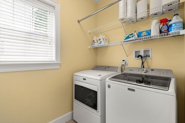 43 Winterberry Ln, Easton, MA 02356