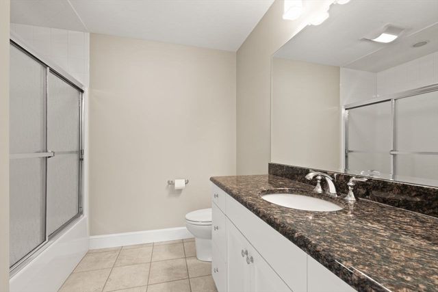 43 Winterberry Ln, Easton, MA 02356
