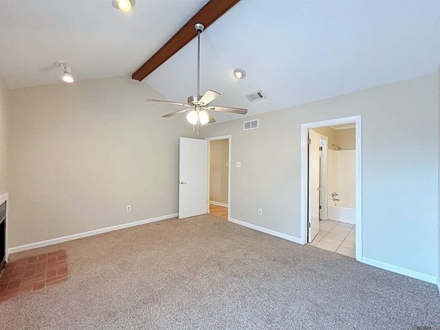 3411 San Felipe Dr, Baton Rouge, LA 70809