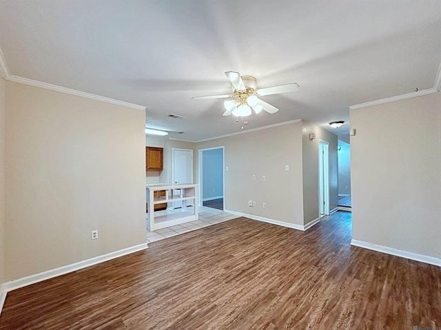 3411 San Felipe Dr, Baton Rouge, LA 70809
