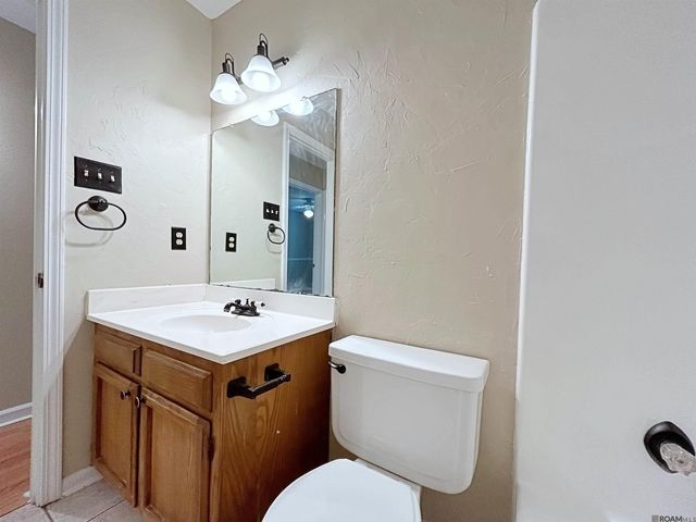 3411 San Felipe Dr, Baton Rouge, LA 70809