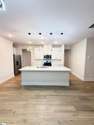 15 Brayfield Trail, Simpsonville, SC 29680