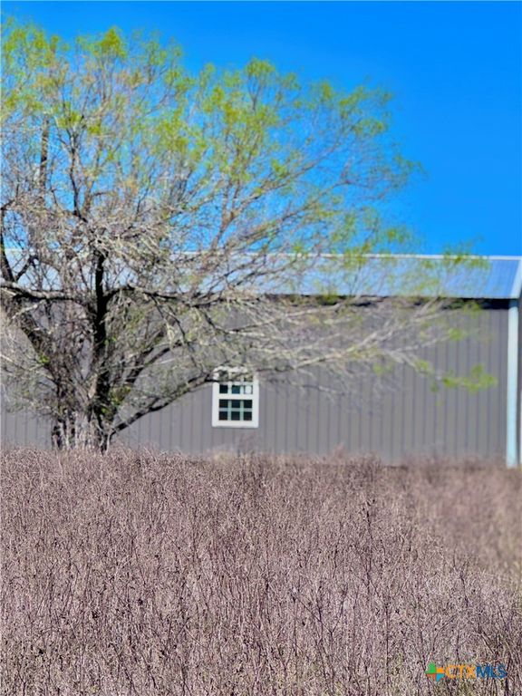 Image 7 of property listing at 3775 BAKER Road, Kingsbury, TX 78638