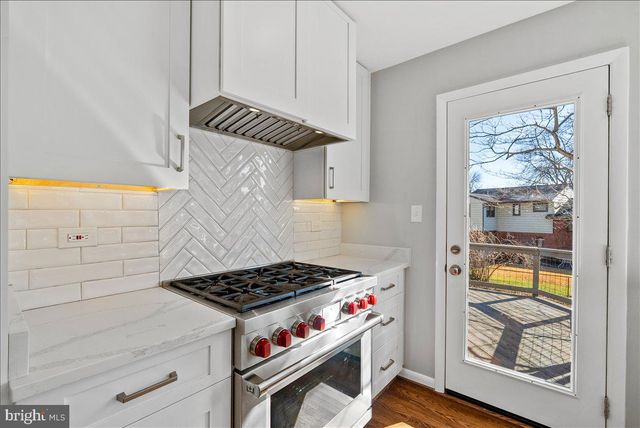 7107 TYNDALE ST, Mclean, VA 22101