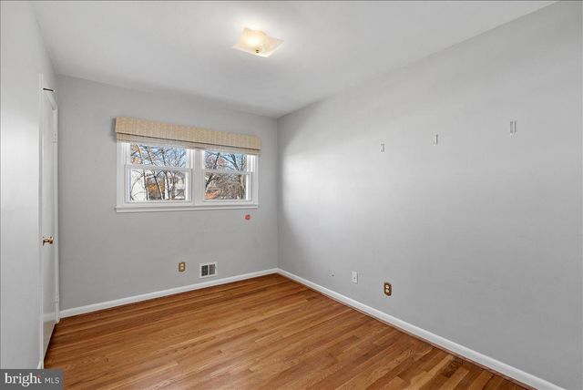 7107 TYNDALE ST, Mclean, VA 22101