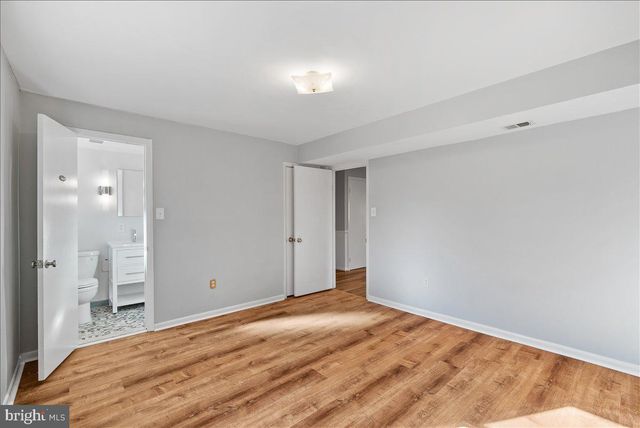 7107 TYNDALE ST, Mclean, VA 22101