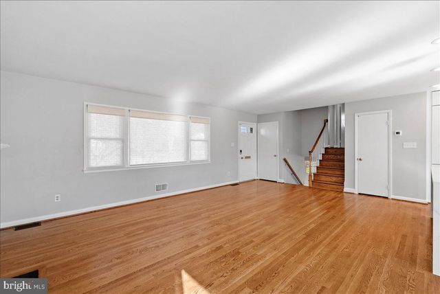 7107 TYNDALE ST, Mclean, VA 22101