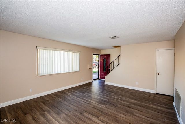 319 Pecos Way, Las Vegas, NV 89121