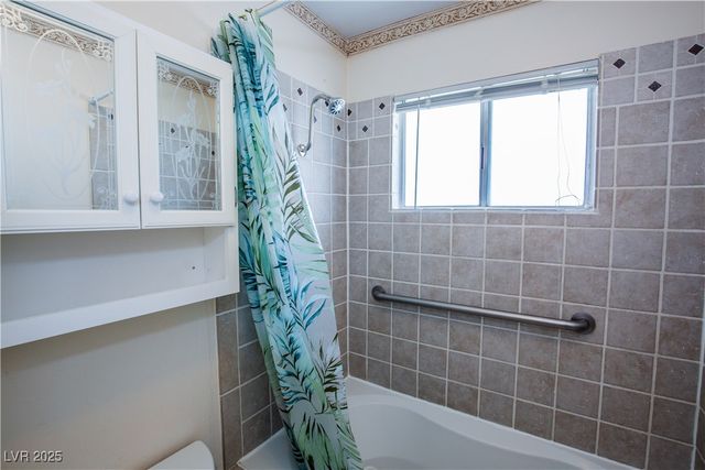 319 Pecos Way, Las Vegas, NV 89121