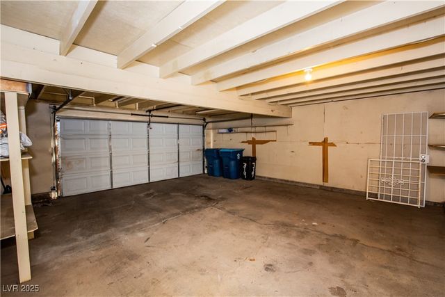 319 Pecos Way, Las Vegas, NV 89121