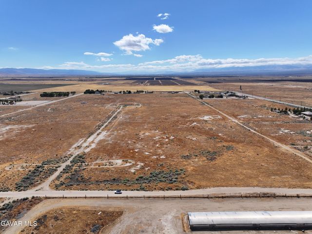 75th St W & George Ave, Rosamond, CA 93560