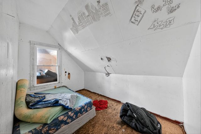 6200 S Paulina Street, Chicago, IL 60636