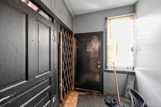 6200 S Paulina Street, Chicago, IL 60636