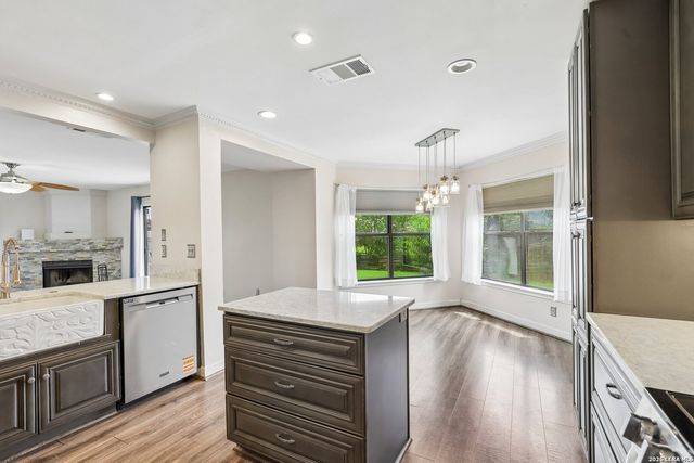 6711 BEECH TRAIL DR, Converse, TX 78109