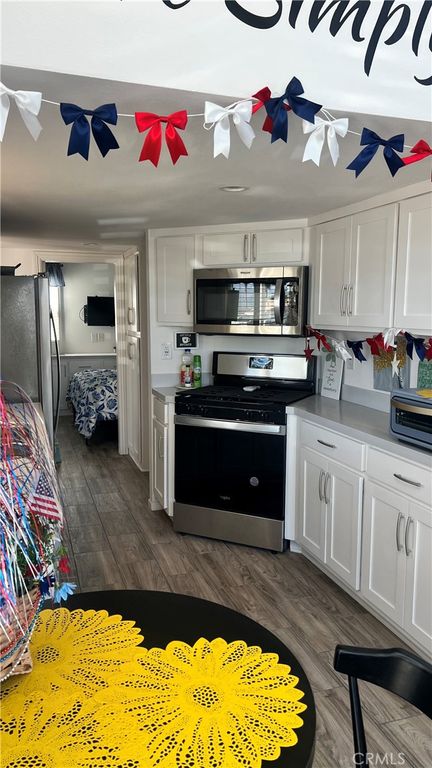 Image 12 of property listing at 16006 Grand Avenue 33, Lake Elsinore, CA 92530