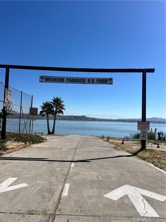 Image 2 of property listing at 16006 Grand Avenue 33, Lake Elsinore, CA 92530