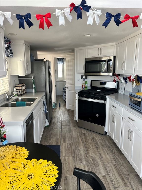 Image 7 of property listing at 16006 Grand Avenue 33, Lake Elsinore, CA 92530